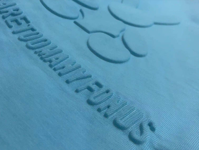 衣服凹凸印花工藝的特點是什麼?有什麼實用性?