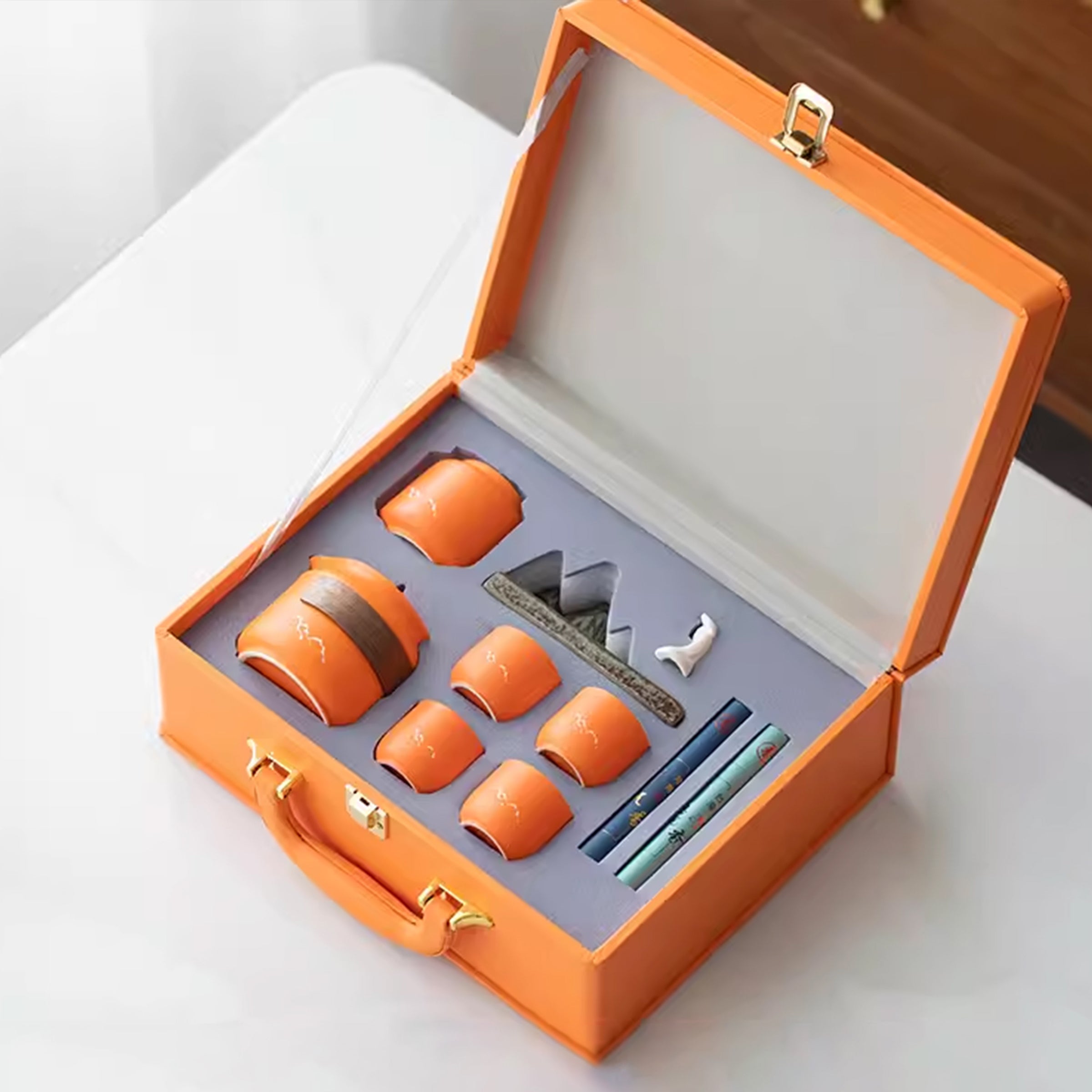 Corporate Holiday Gift Box | 高檔中秋禮品定製 實用文創企業伴手禮