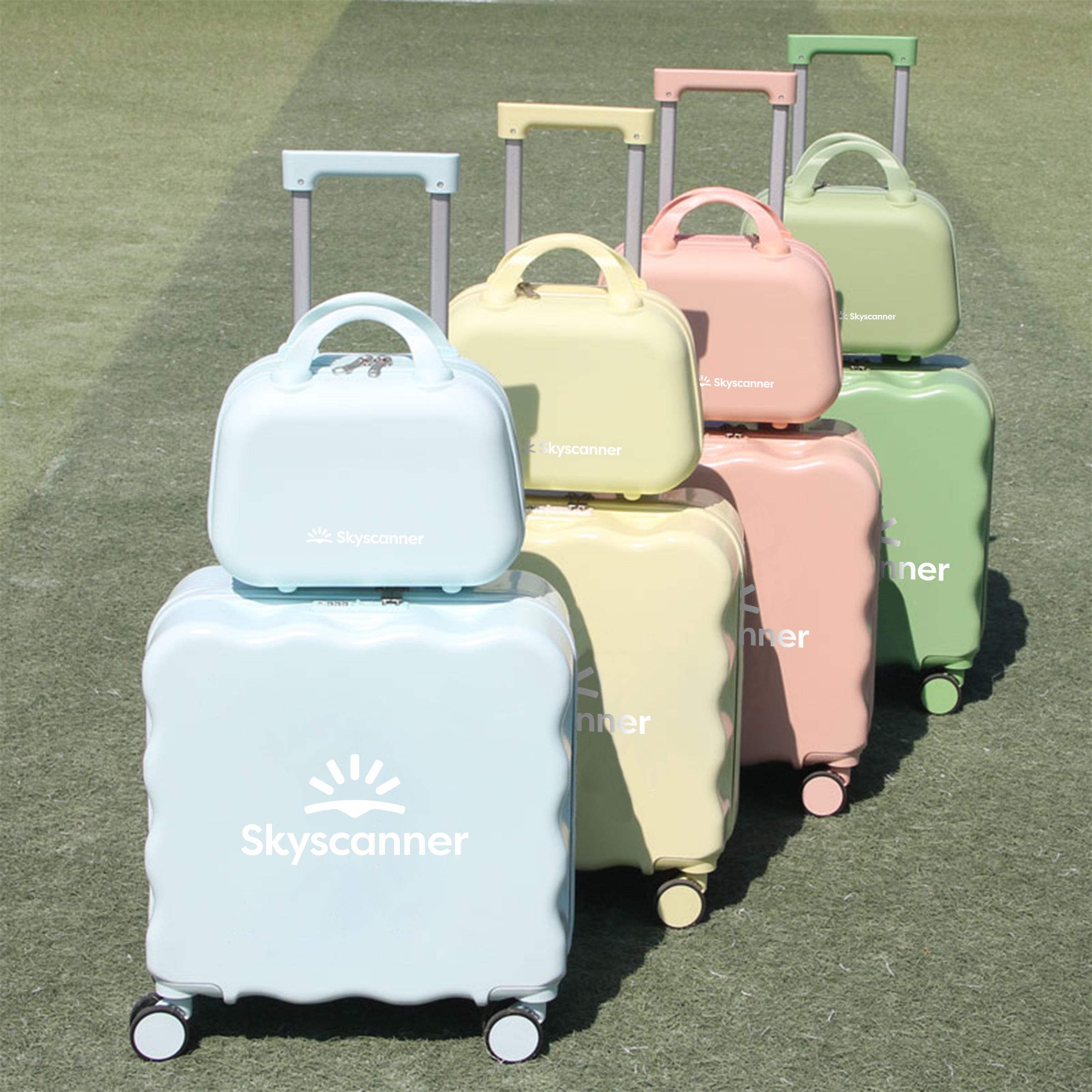 Customized Travel Supplies | 輕便可坐騎客製化企業旅行行李箱