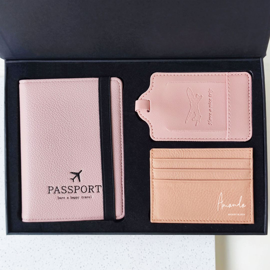 Pink travel companion set