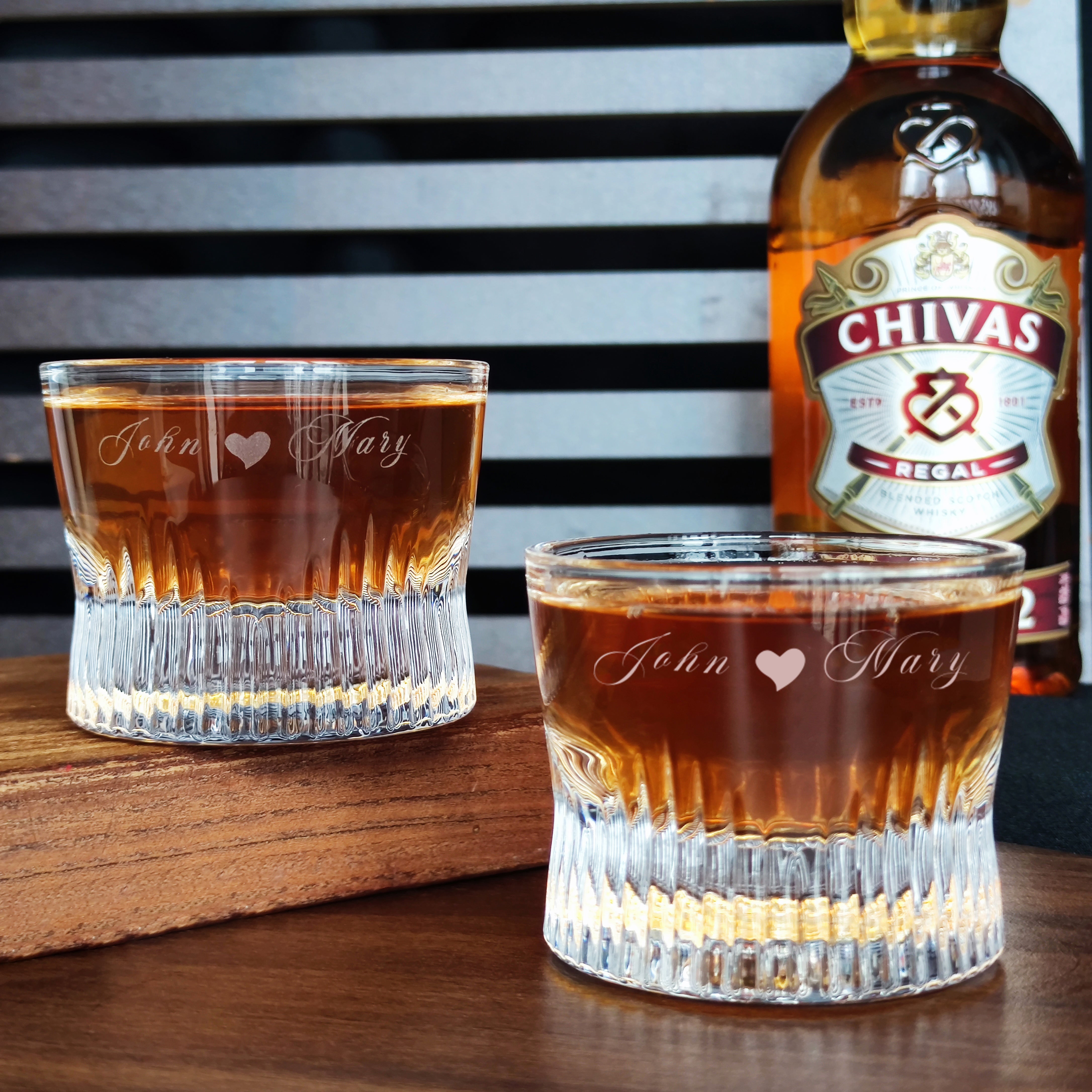 Premium Striped Whiskey Glass Set