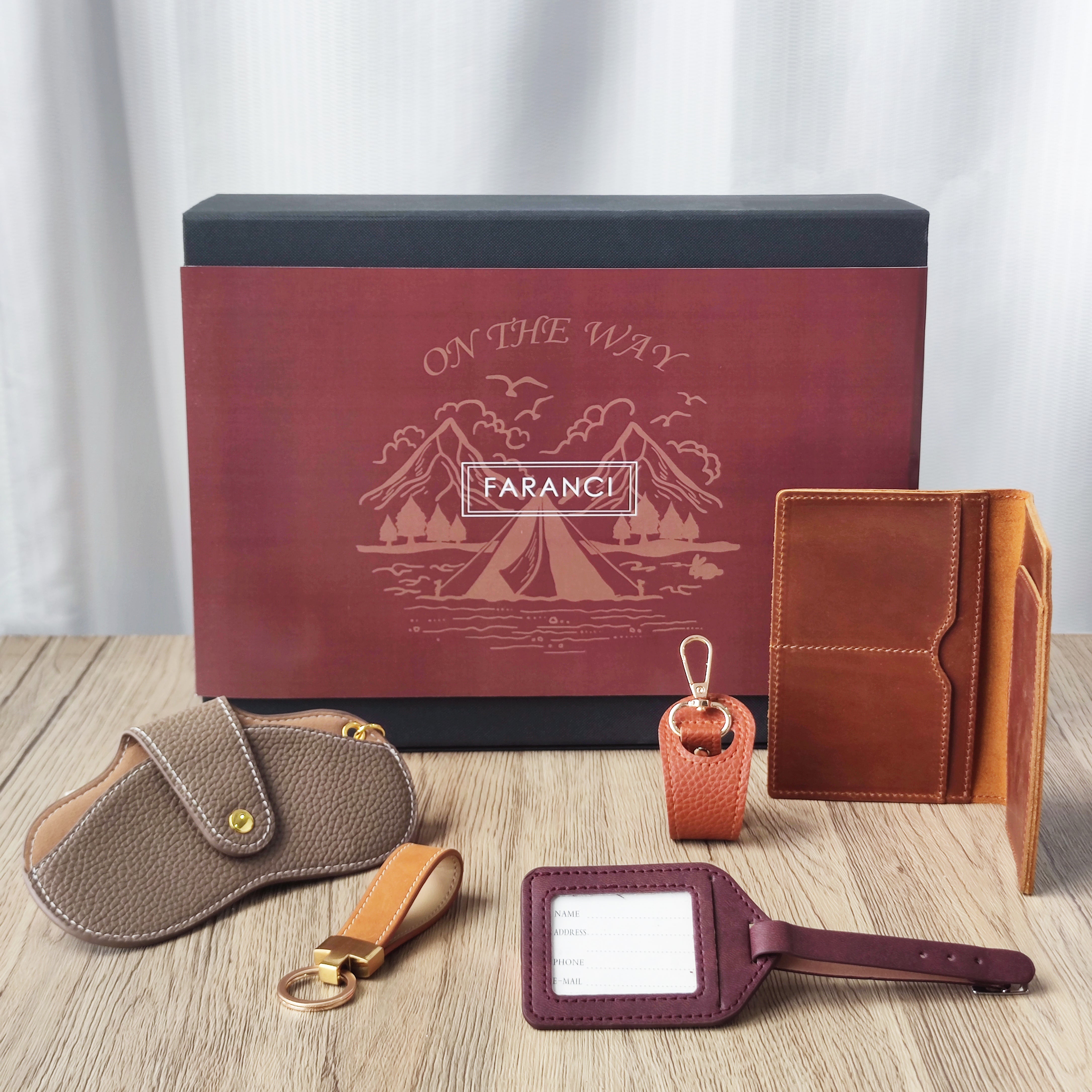 Travel companion gift set