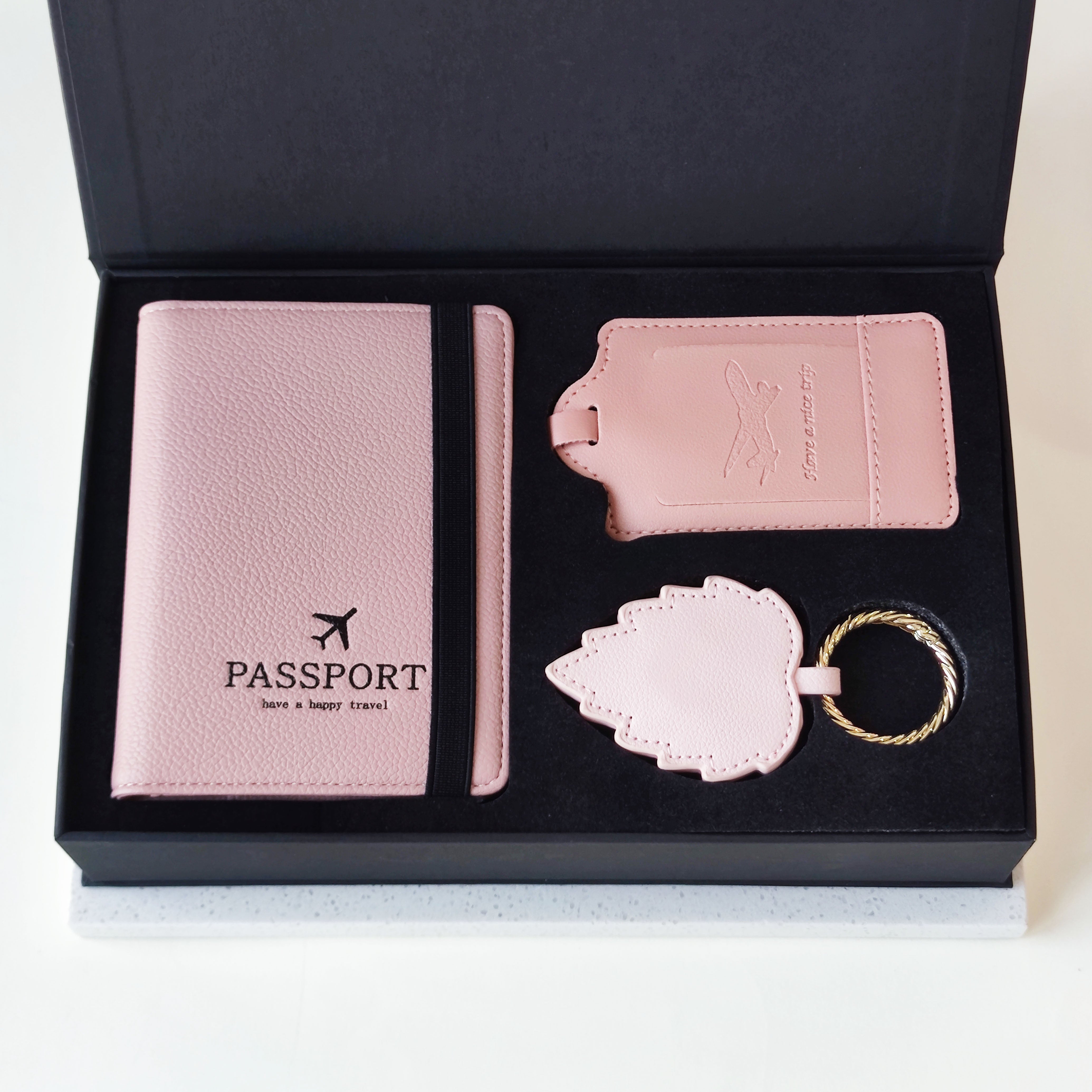 Pink travel companion set