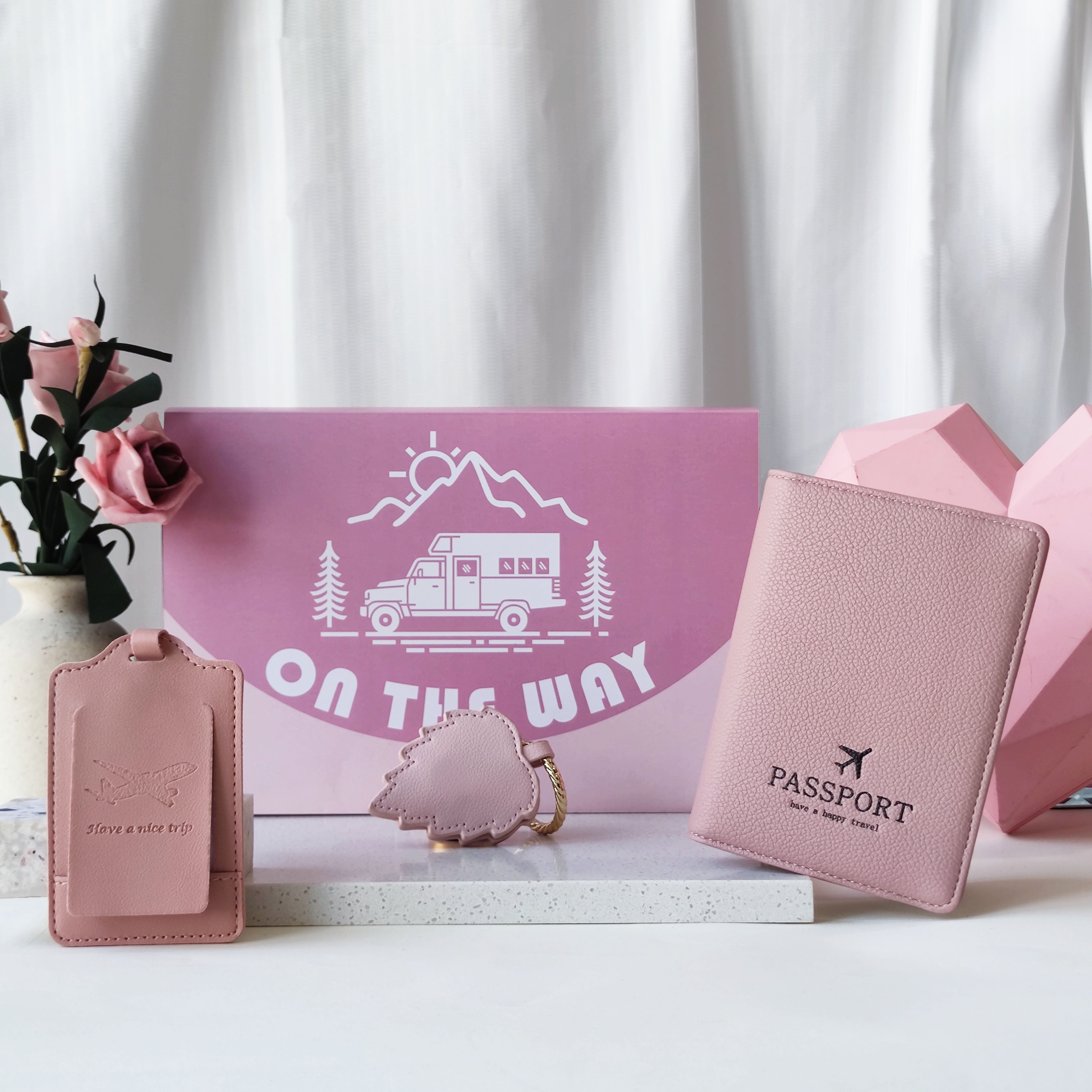 Pink travel companion set