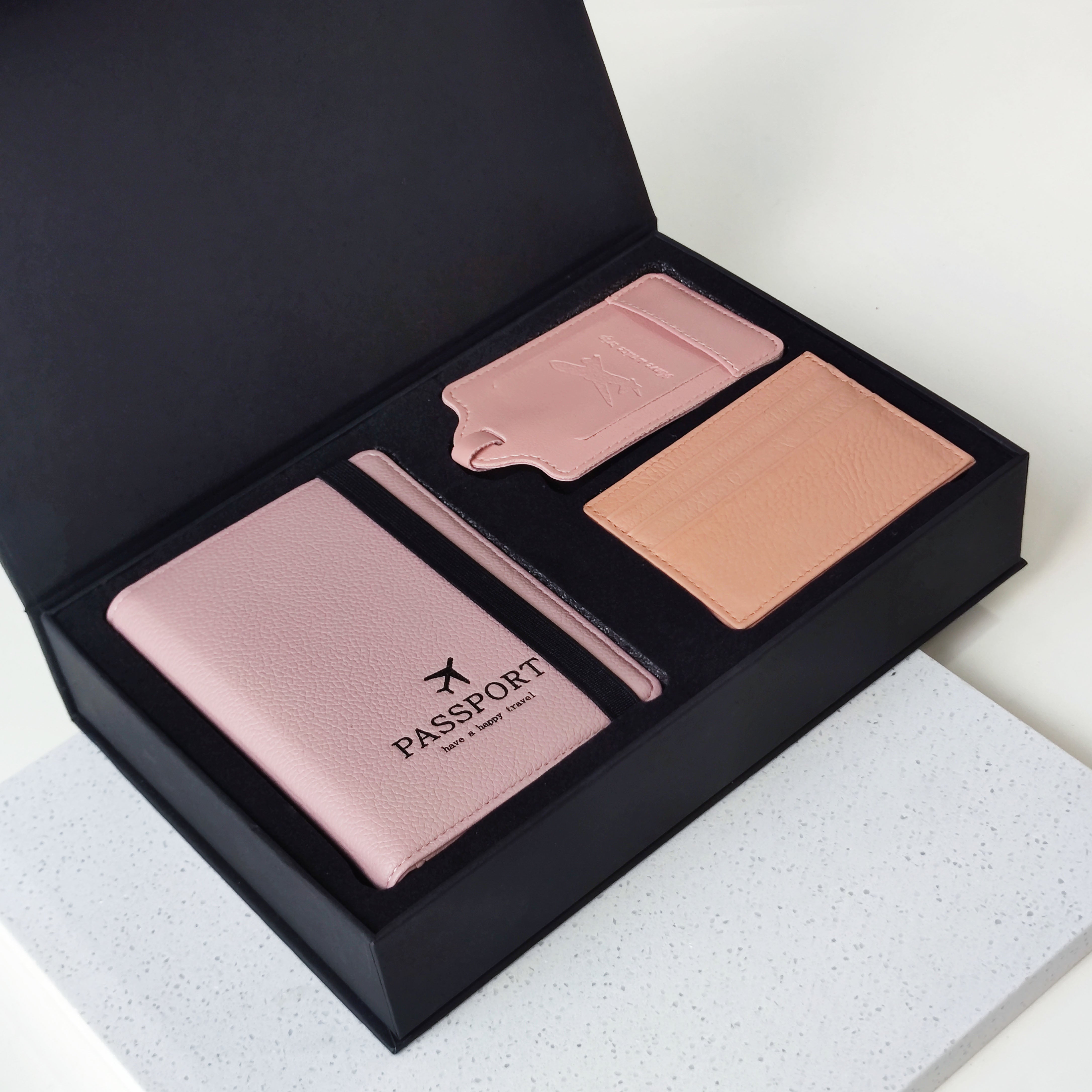 Pink travel companion set