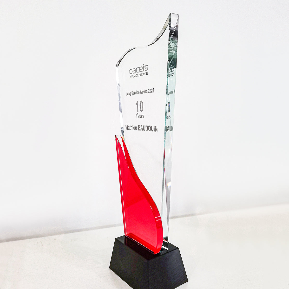 [Case Studies]caceis | Achitectural Style Crystal Trophy