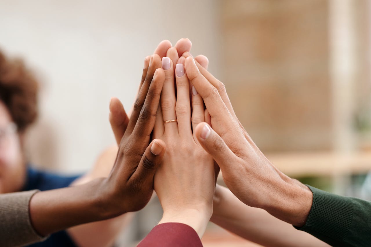 Best Group Outdoor Games for Work Groups