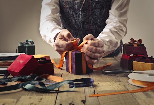 Choosing Corporate Tech Gifts for Employees or Clients