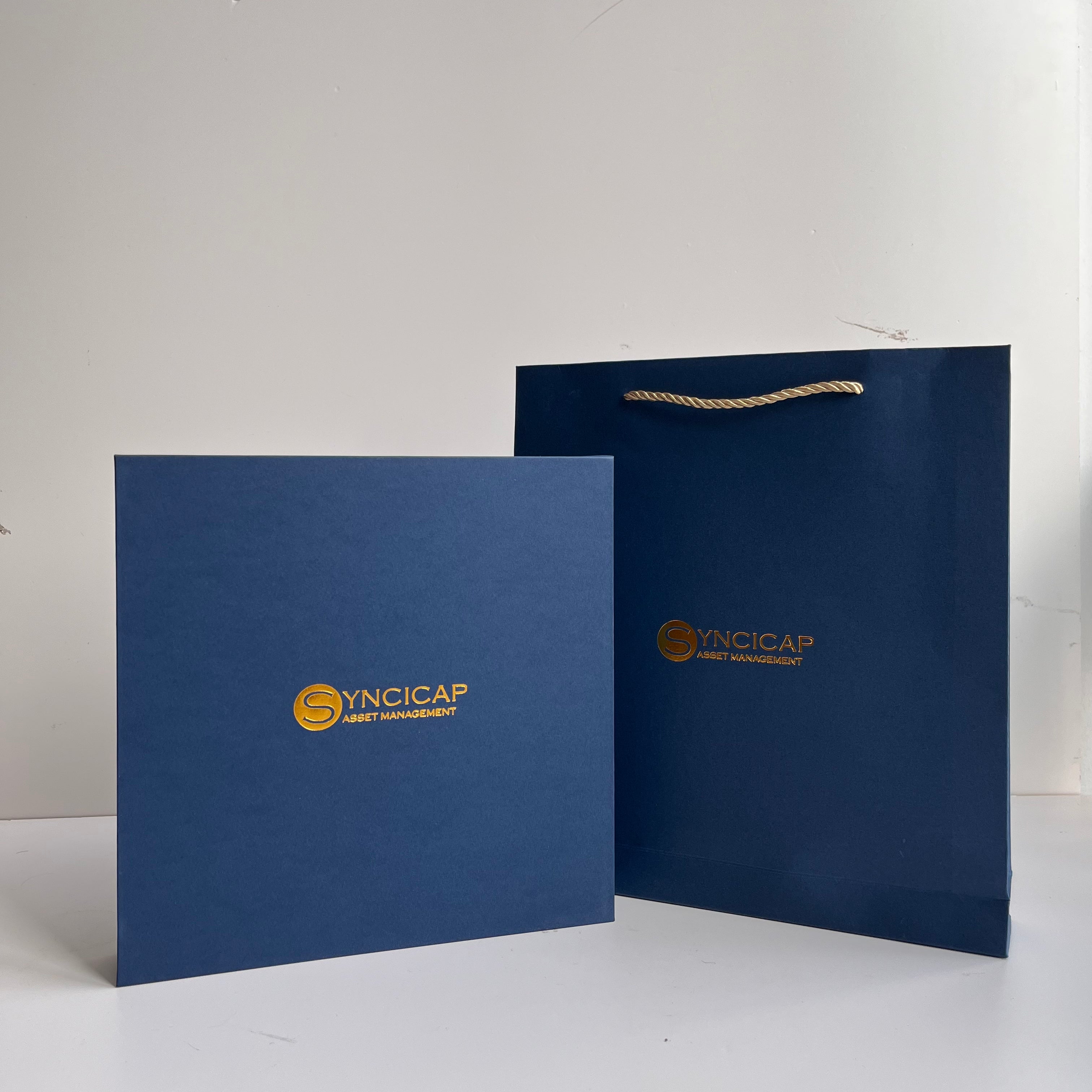 [Case Studies]Syncicap Asset Management Limited | 筆記本套裝