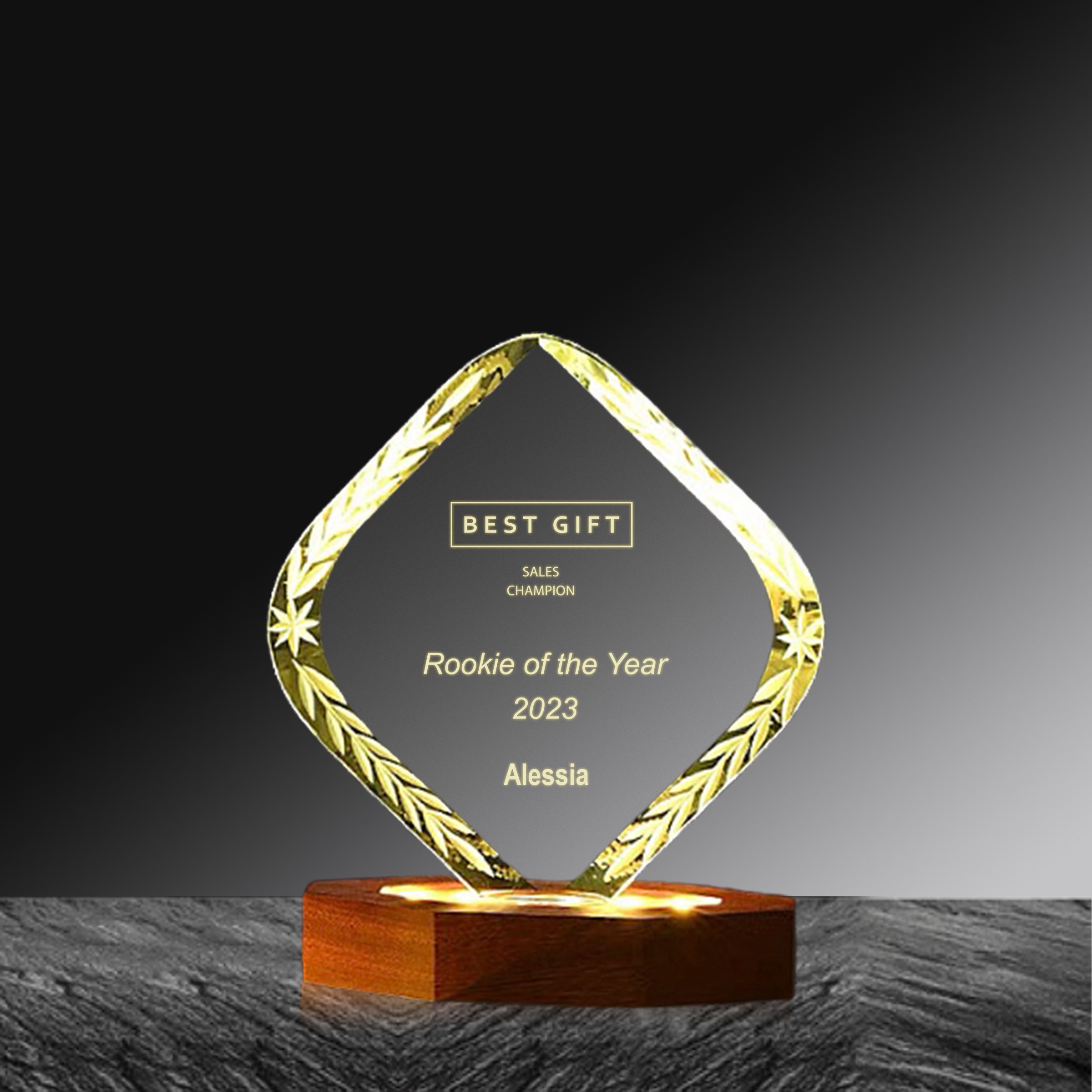 Authorized Customized Solid Wood Rhombus Luminous Trophy | 實木底座創意菱形發光水晶獎盃定製