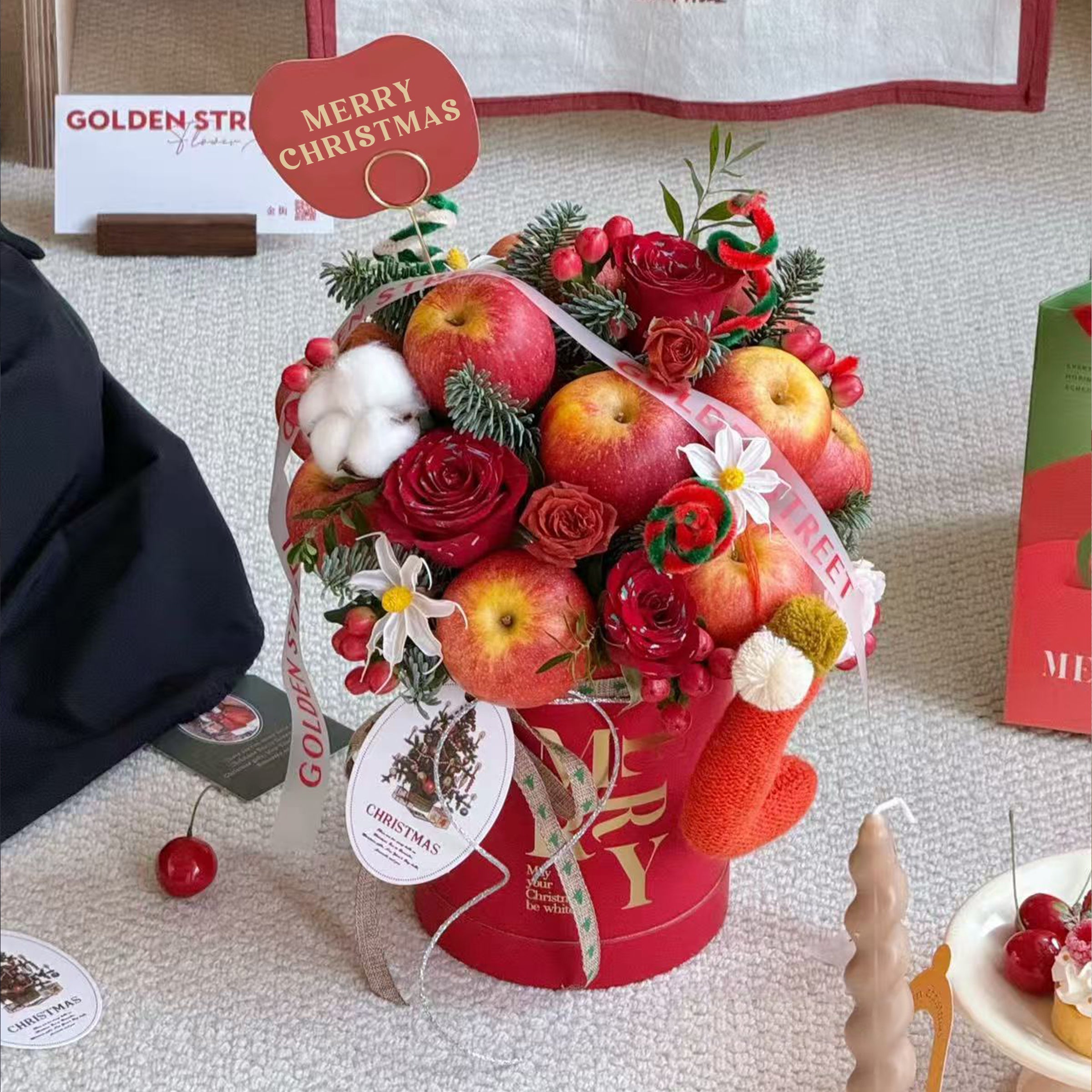 Christmas Hamper|聖誕蘋果抱抱桶 聖誕果籃 聖誕花籃 聖誕禮籃 生果籃 花籃 送親友送客戶送伴侶 - Design Your Own Wine
