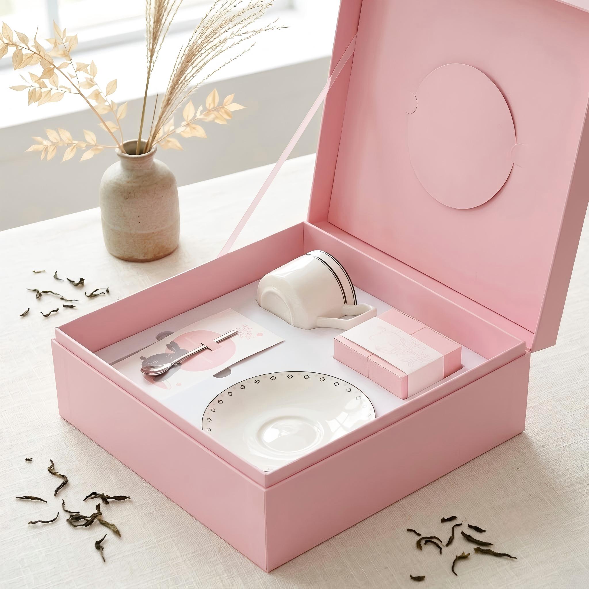 Customized Mid-Autumn Western Tea Set & Mooncake Gift Box Ceramic Mug Saucer Spoon Corporate Festival Gift｜中秋西式茶具月餅訂製禮盒 陶瓷馬克杯碟匙套裝 企業節慶送禮