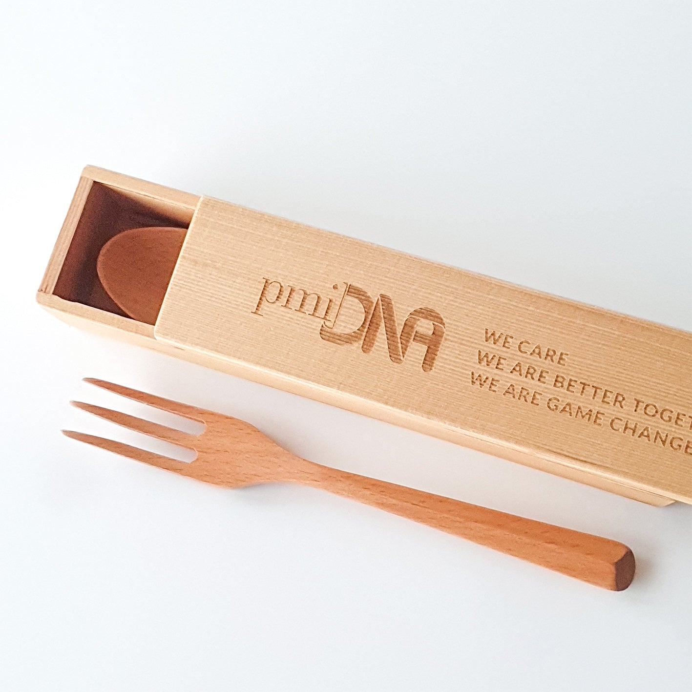 [Case Studies]Philip Morris International | PMI DNA Eco-friendly Tableware Set