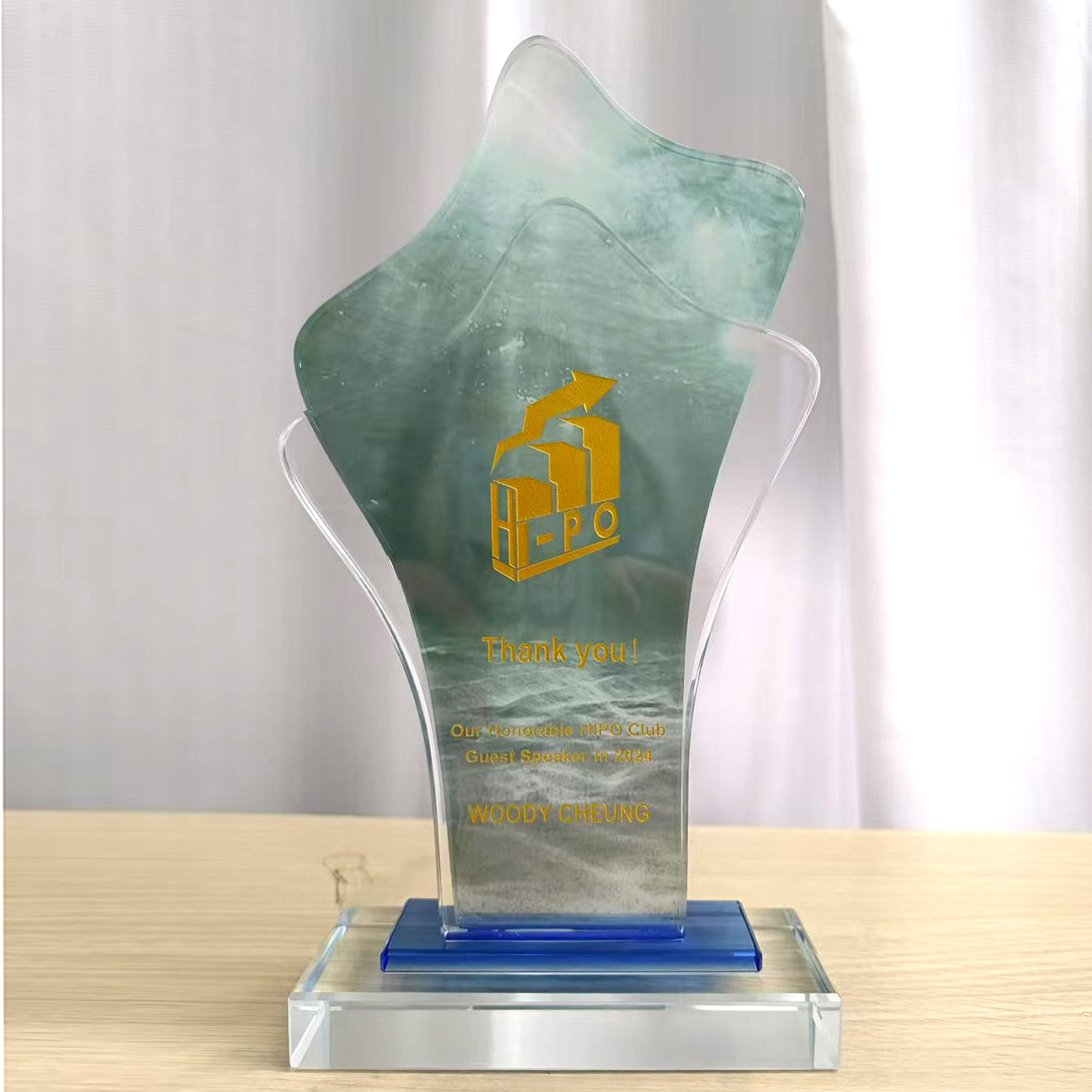 [Case Studies]  Manulife 宏利 | crystal trophy