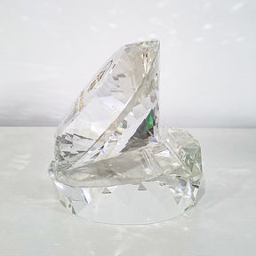 [Case Studies]AIA | Diamond Shape Crystal Trophy