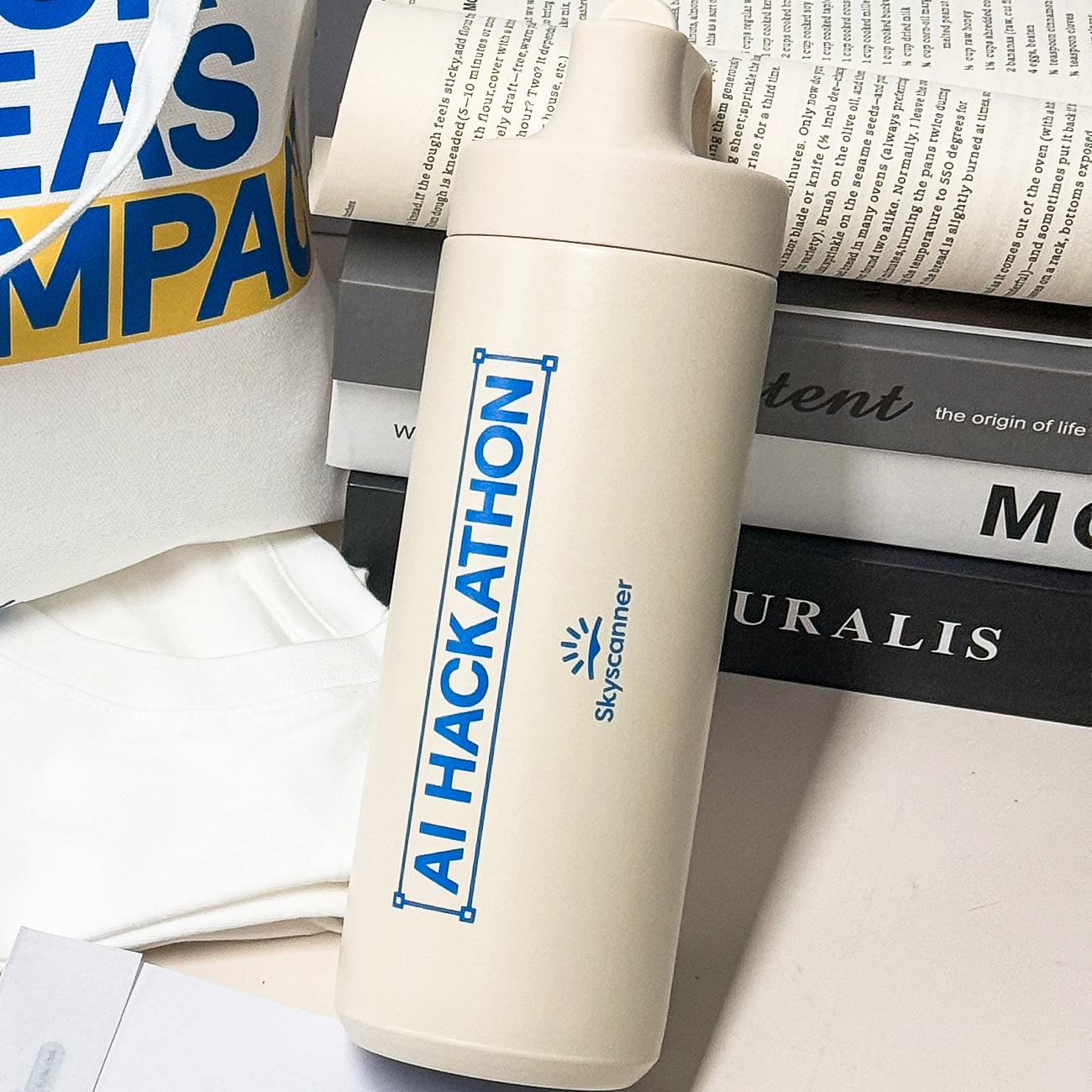 [Case Studies]（7-in-1 Kit）Backpack + T-shirt + Stationery + More! Perfect gift