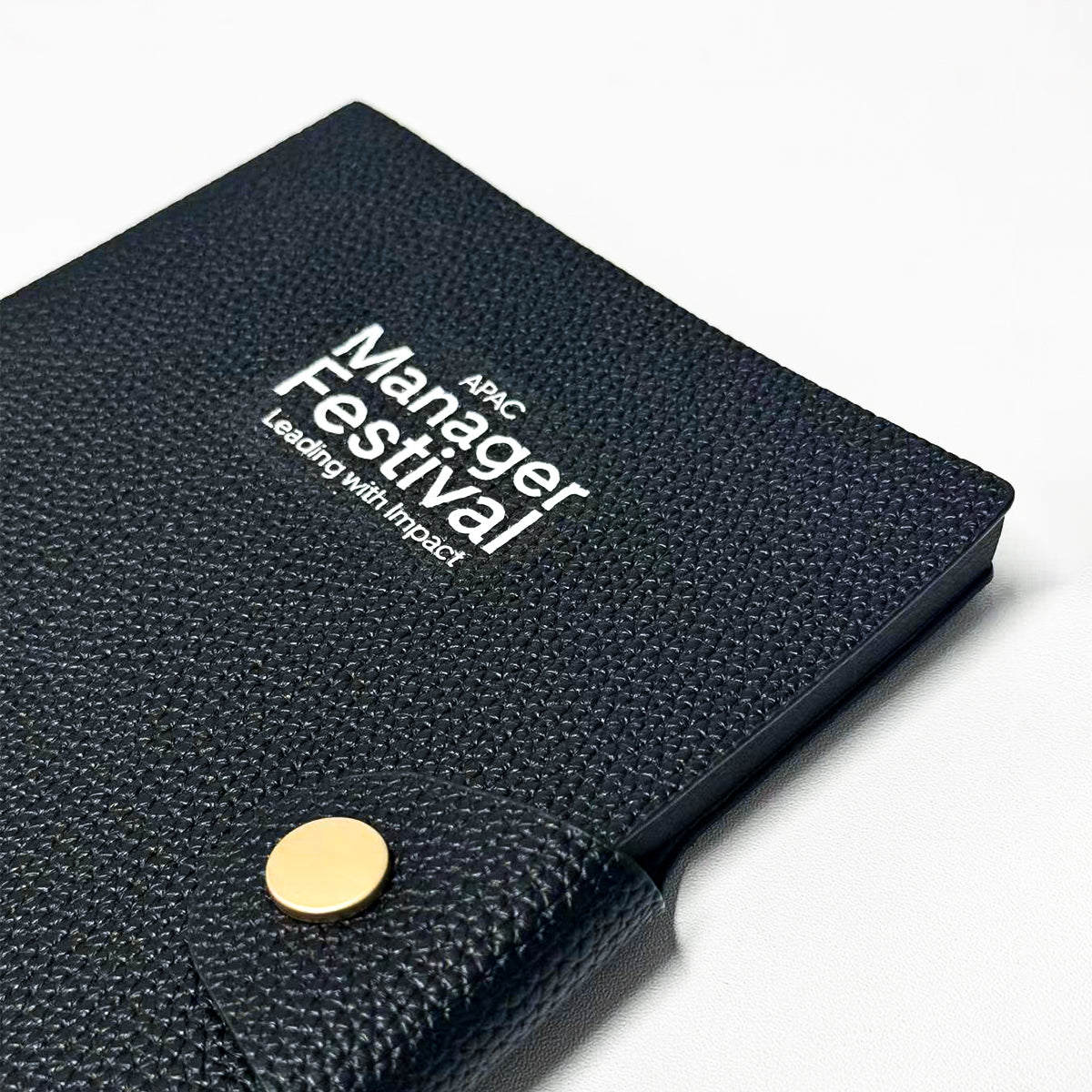 [Case Studies]【Business Four-Piece Set】Pure Cotton Short Sleeve + Thermal Cup + Metal Pen + Thickened Notebook Customized Gift Box Pack