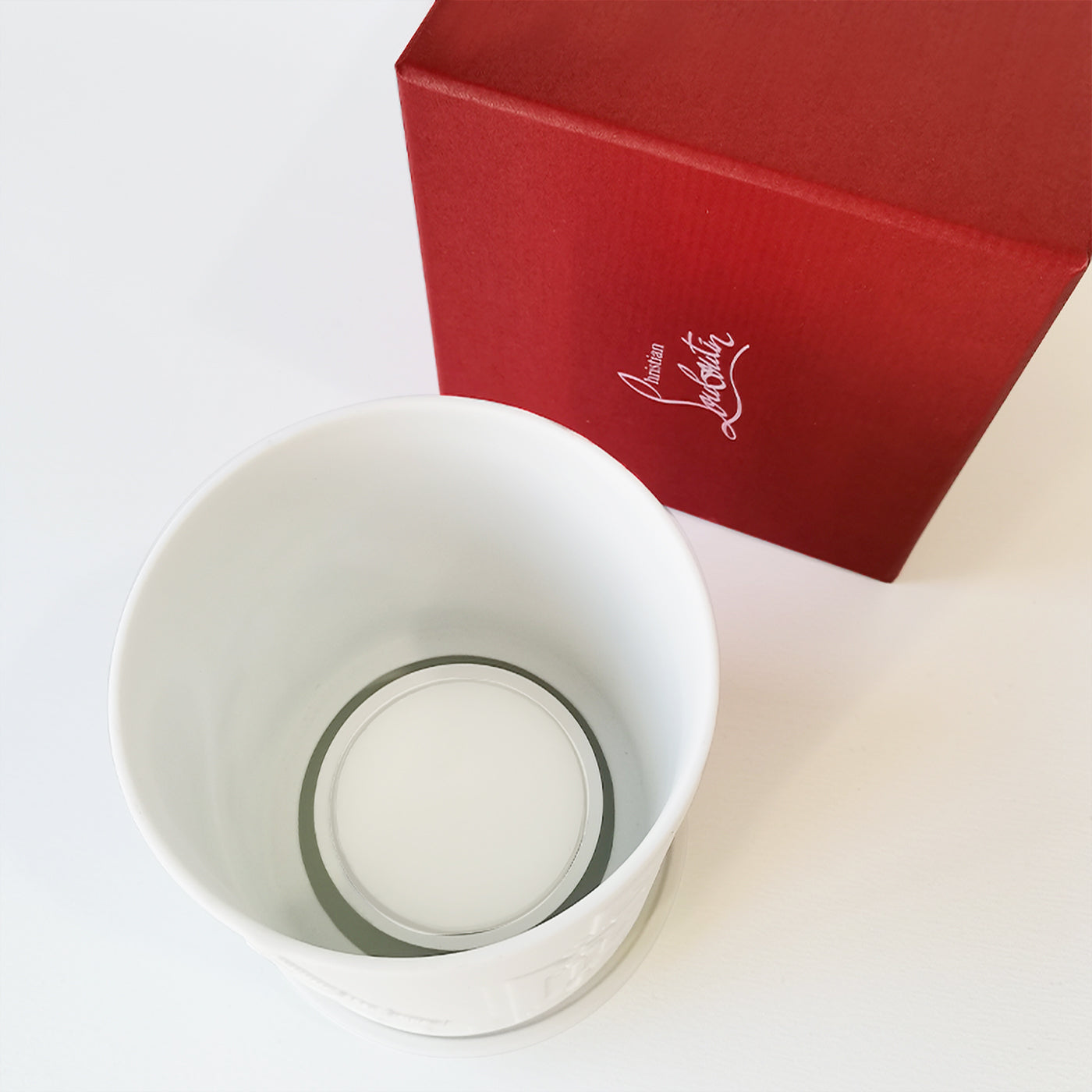 [Case Studies]Christian Louboutin | Aromatic Candle Set with Lidded Holder