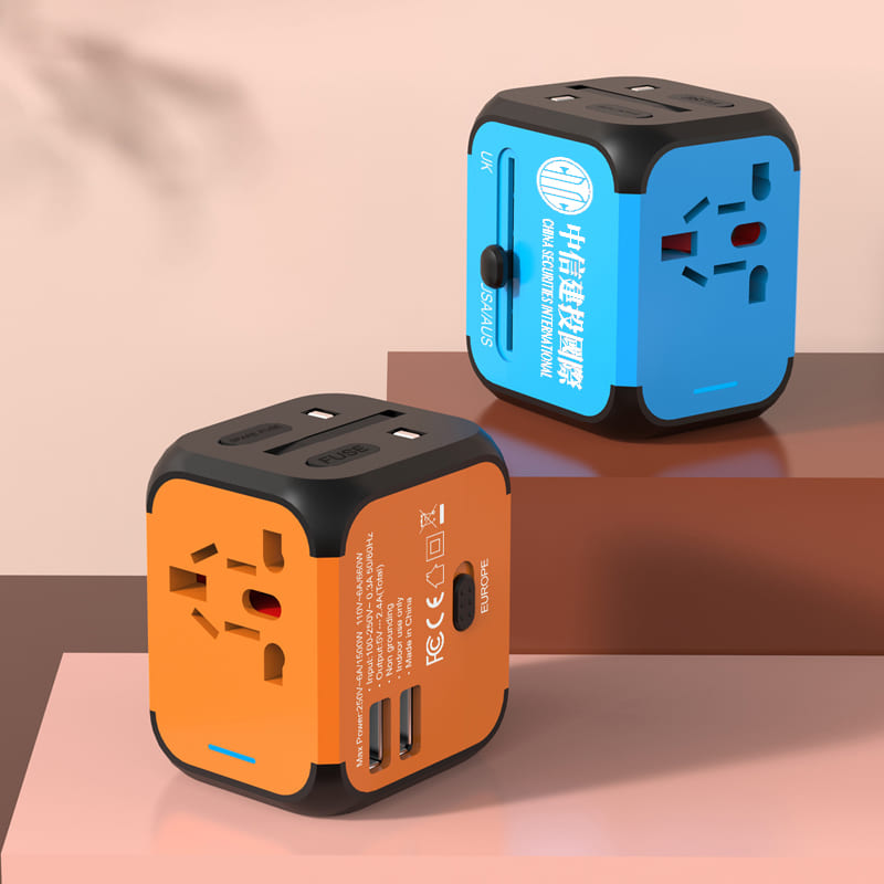 Travel multifunctional conversion plug 多功能旅行轉換插頭 BG27-21