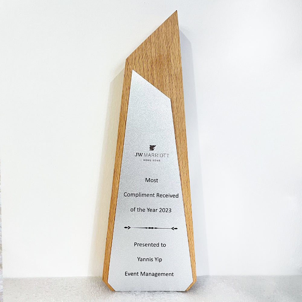 [Case Studies]JW Marriott | Aluminum Plate Wooden Edge Trophy