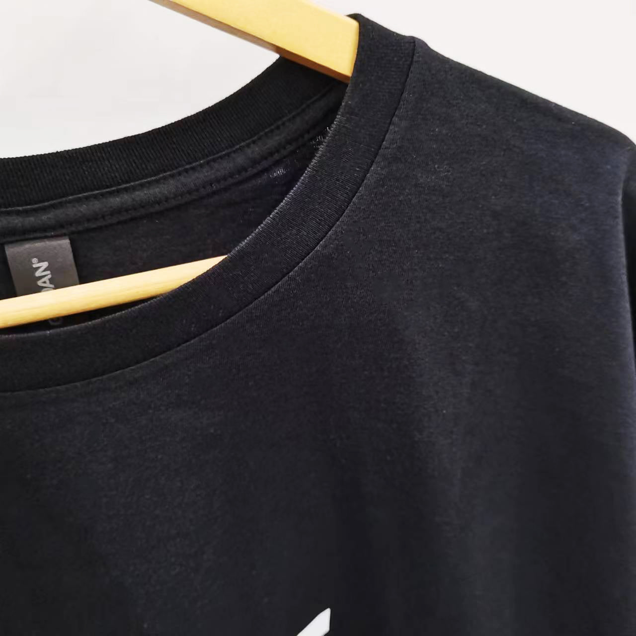 [Case Studies]LESSERAFM | Black T-shirt