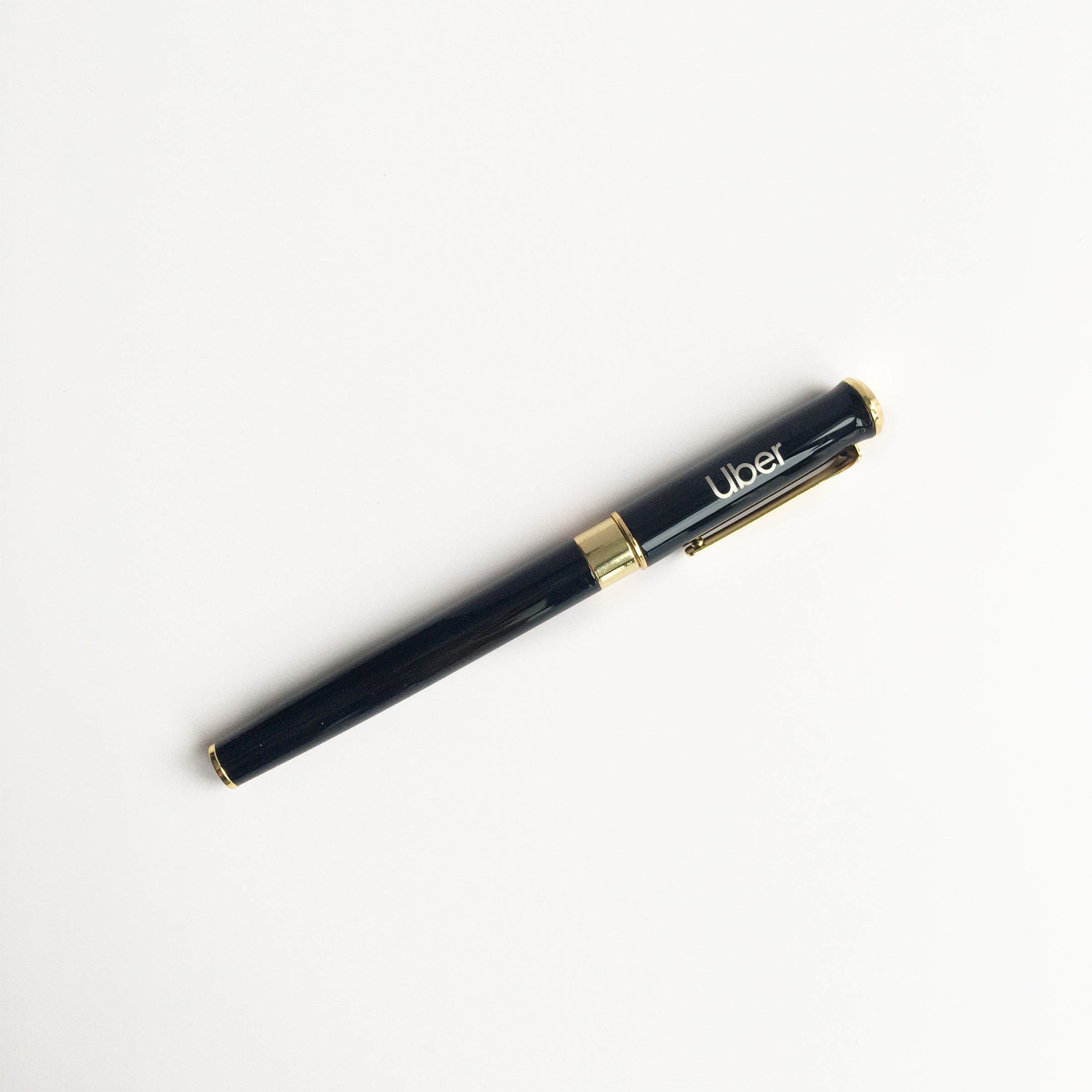 [Case Studies]Uber | Black & Gold Metal Fountain Pen