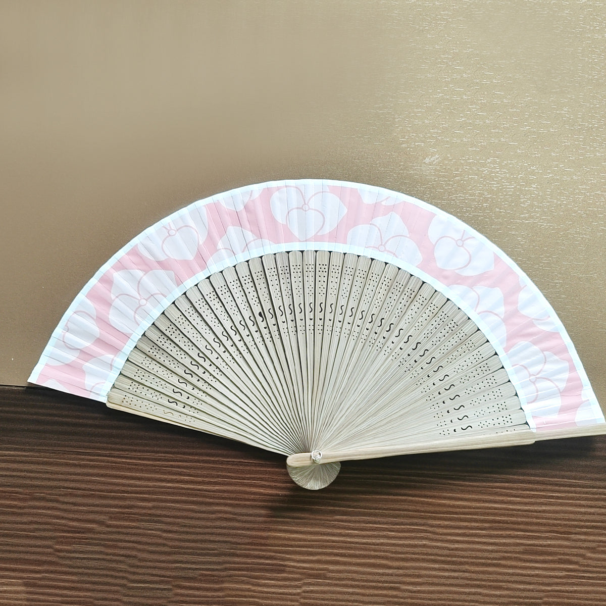 [Case Studies]Vintage Bamboo Folding Fan