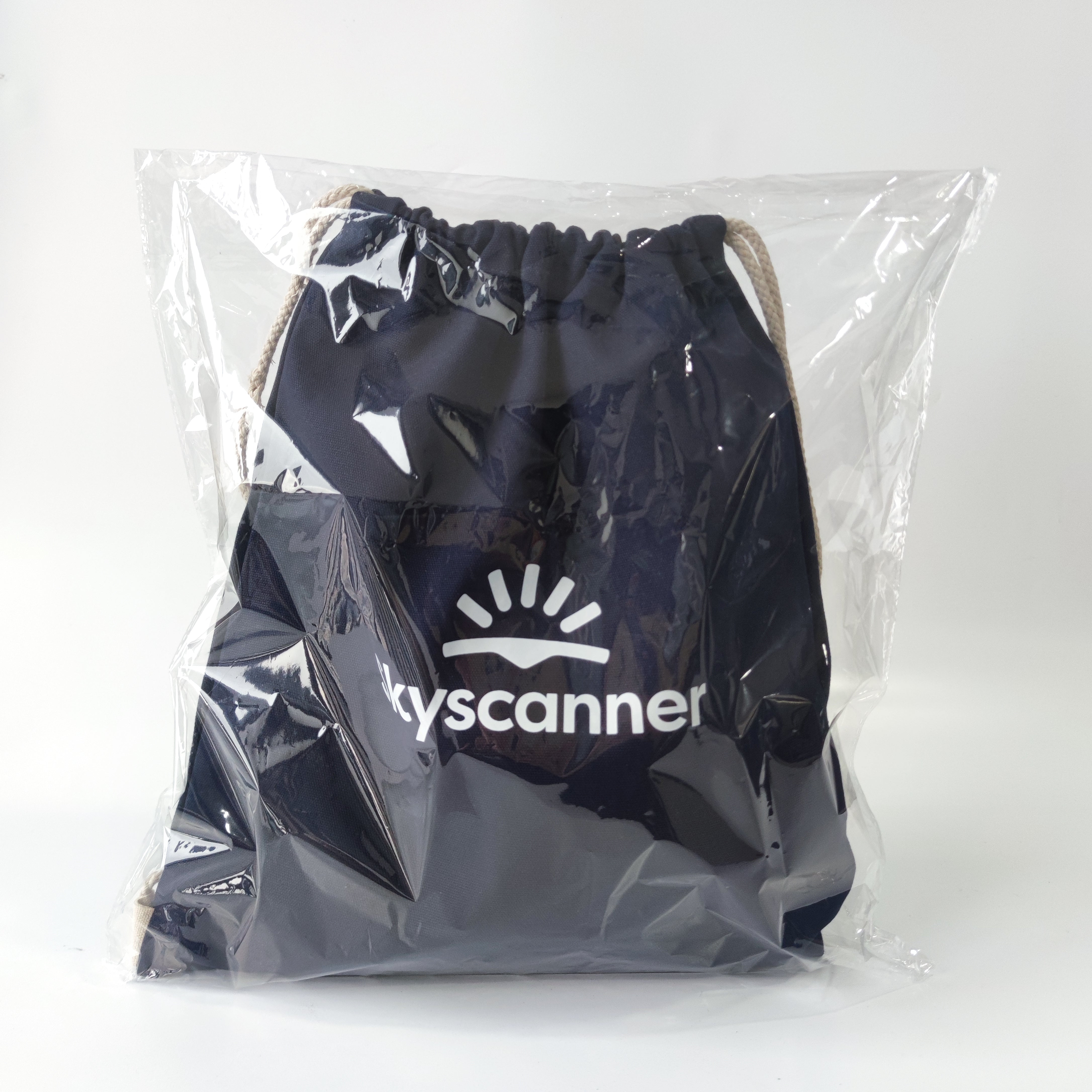 [Case Studies]Skycanner |  傘+帽+襪+抽繩袋