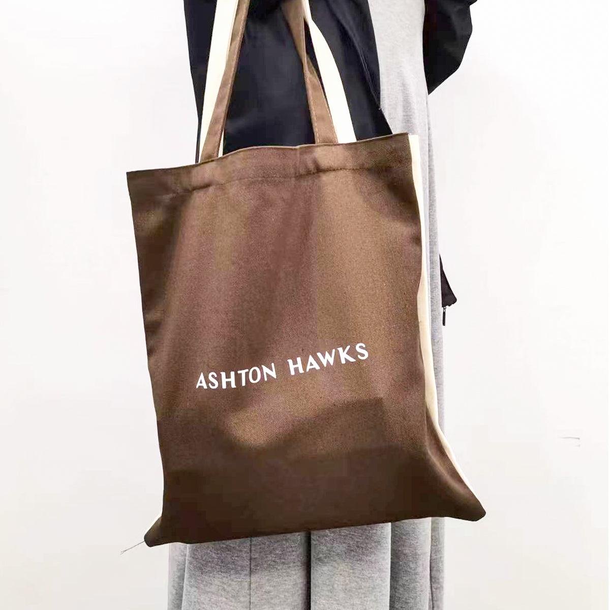 [Case Studies]Ashton Hawks | Tote Bag