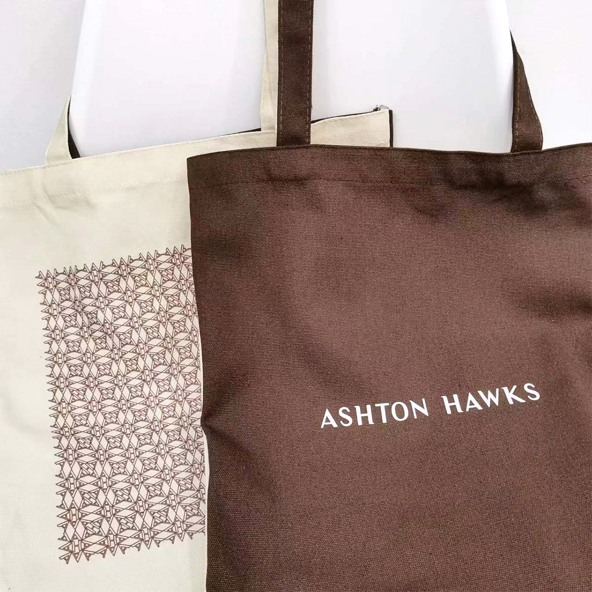 [Case Studies]Ashton Hawks | Tote Bag