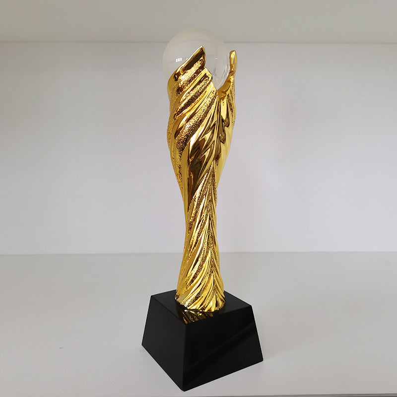 [Case Studies]Engraved  Metal Trophy